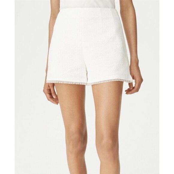 Club Monaco Kelela Fringe Short White textured clean girl Quiet luxury Size 00 - Picture 1 of 5
